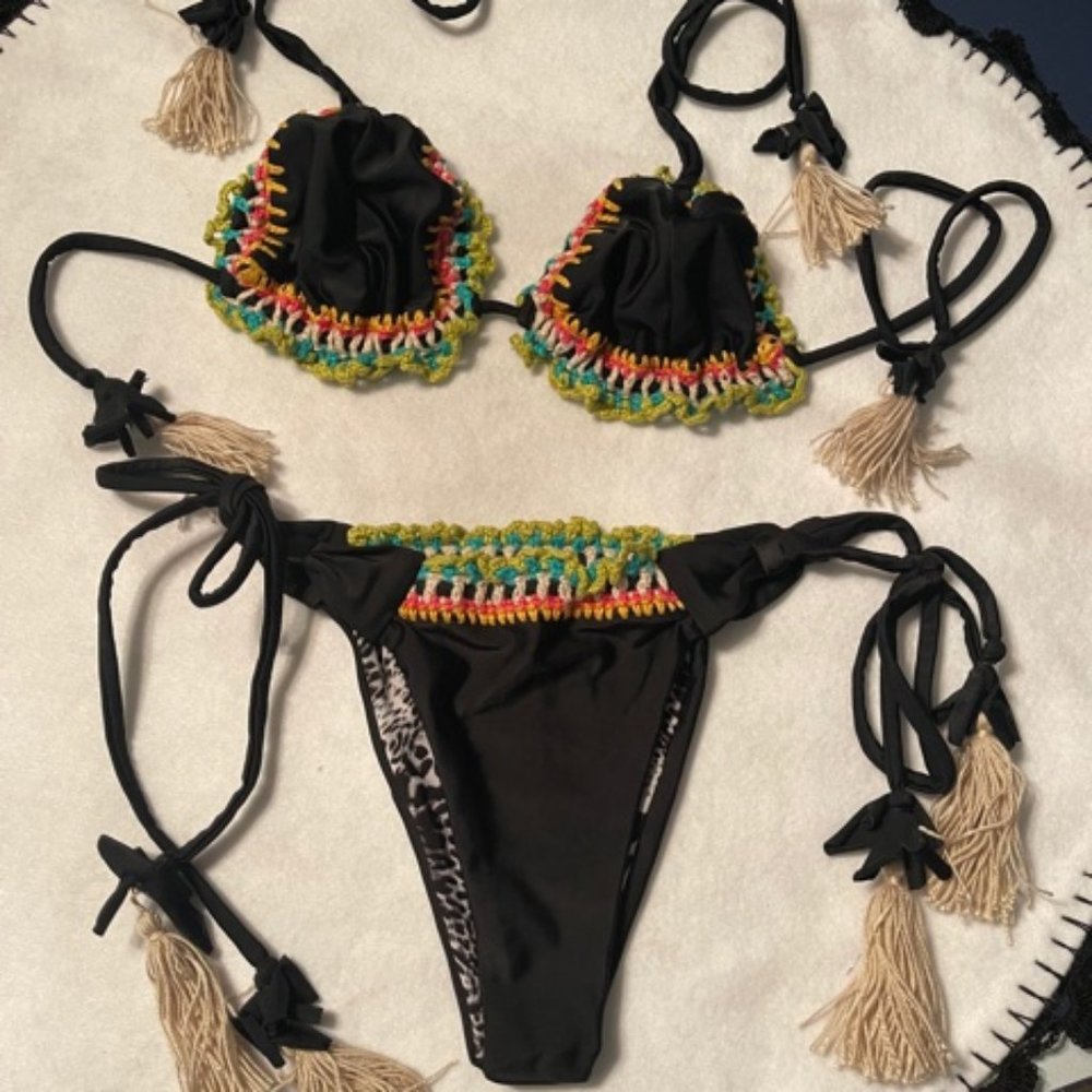 Bikini, Size M, Black and multi colors reversible.